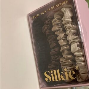 Silkie Pure Silk Scrunchies Set